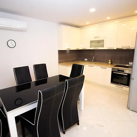 Kovac Apartments *